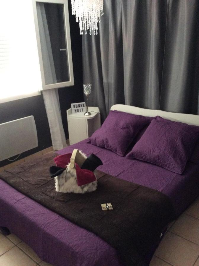 Le Claouraous Calme Bed and Breakfast Canet  Eksteriør billede